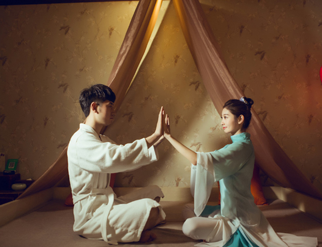 武汉水疗与创造力：当大脑在漂浮中重启